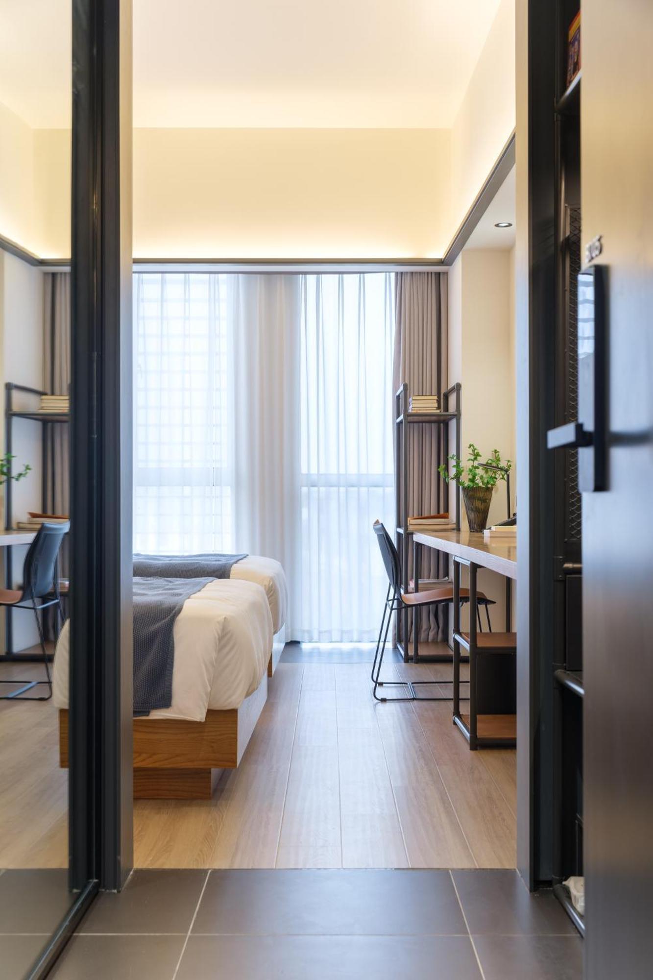 Hotel T 5*