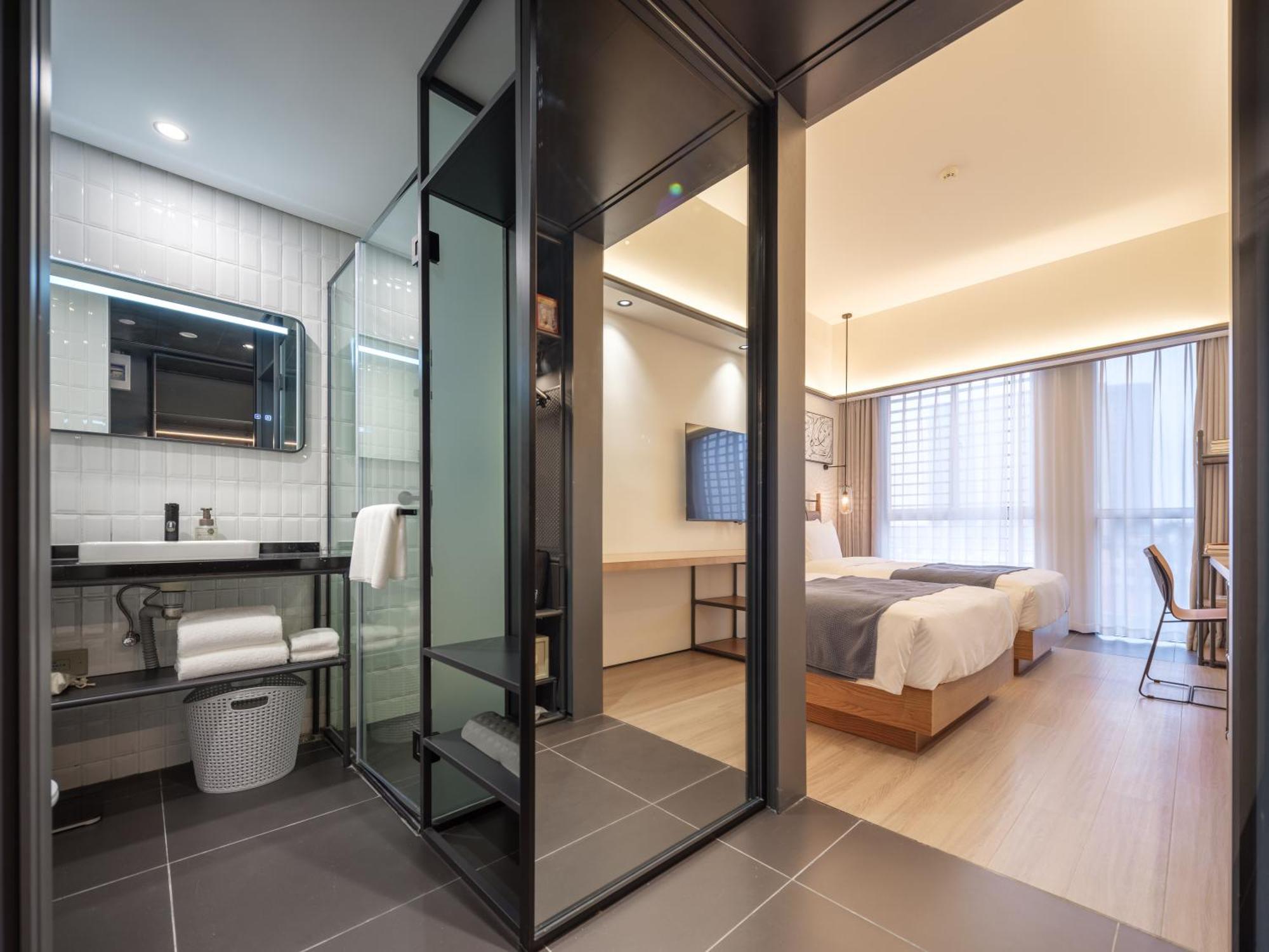 Hotel T 5*