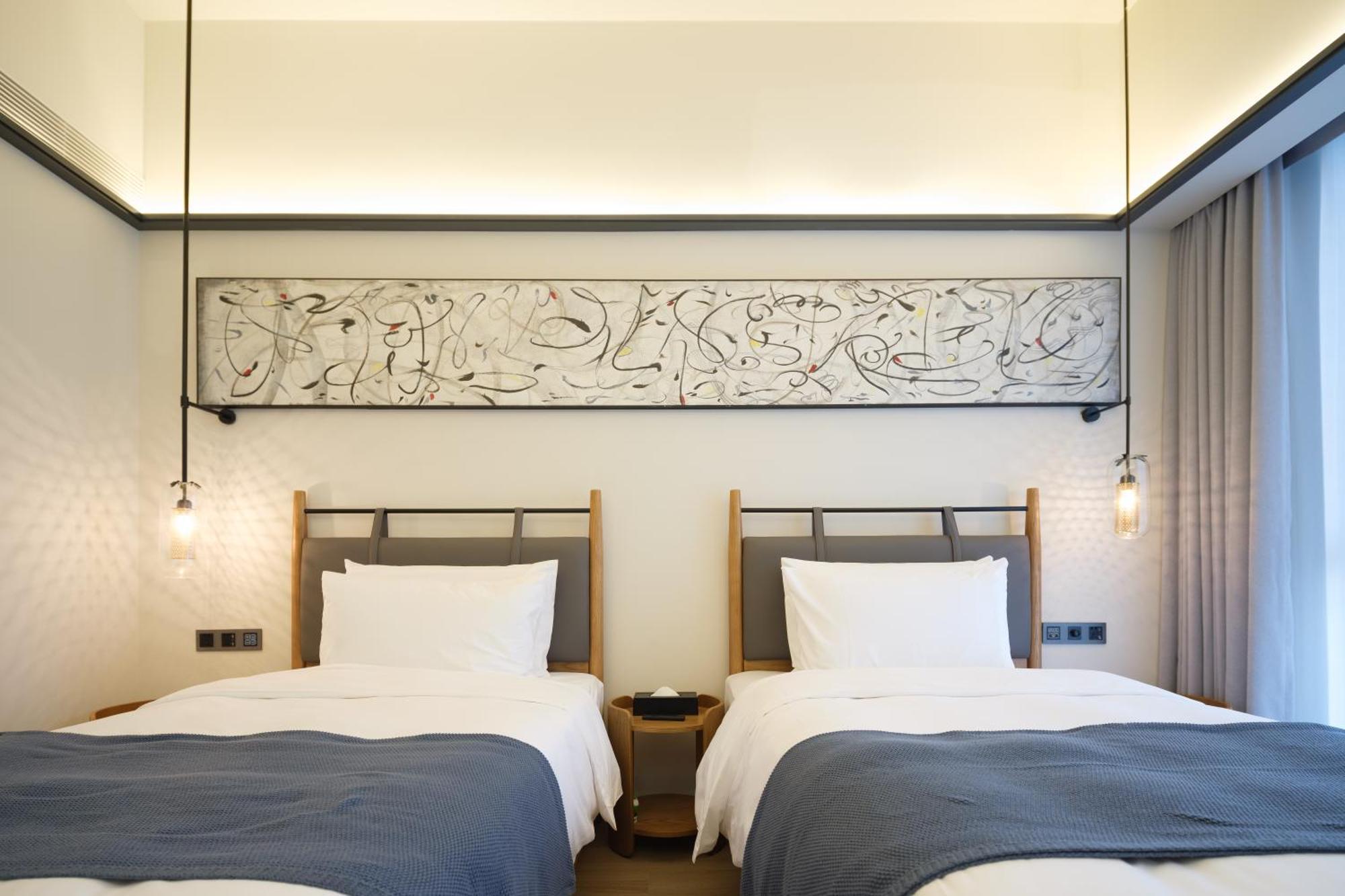 Hotel T